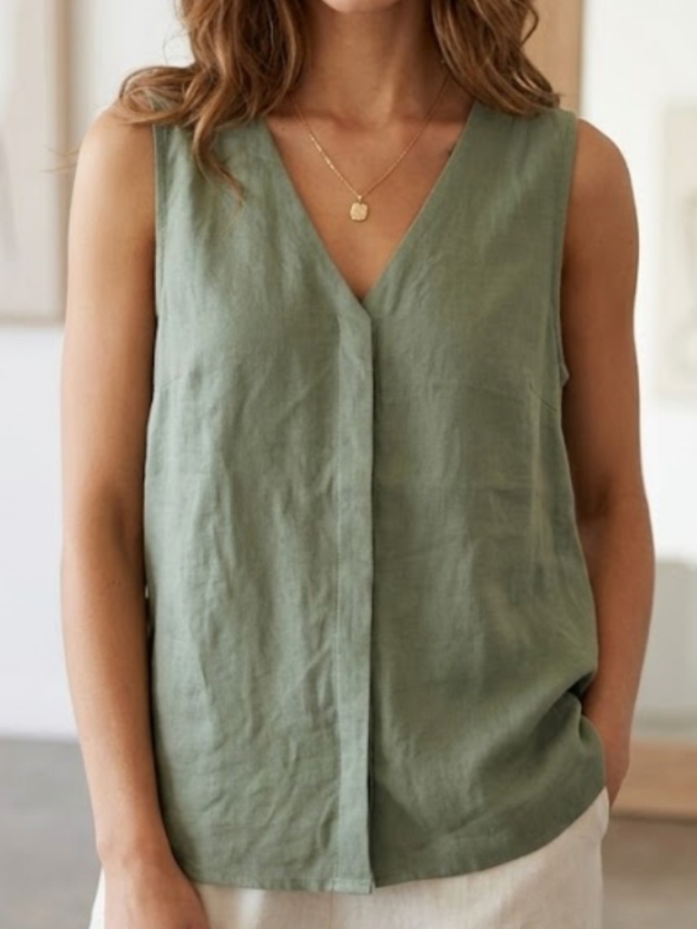 ❤️ Anthropologie Vero Moda Tank Top silky sage green blouse summer top